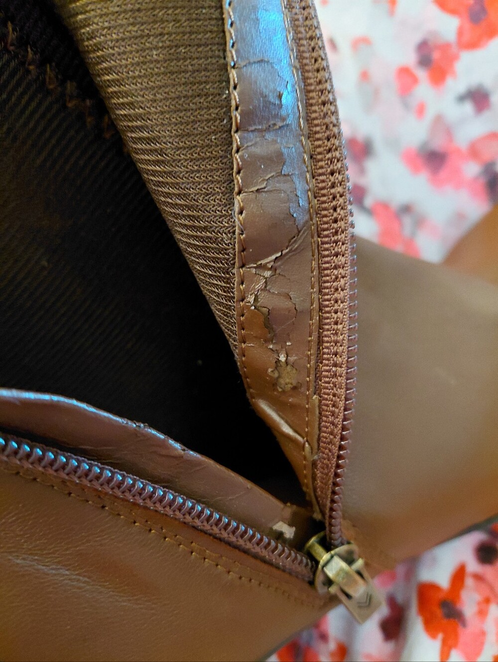 VERY VOLATILE SZ 8 LEATHER BOOTS SIDE ZIP 3.5" 3-TONE STACKED WOODEN HEAL BOOTS - Picture 14 of 16